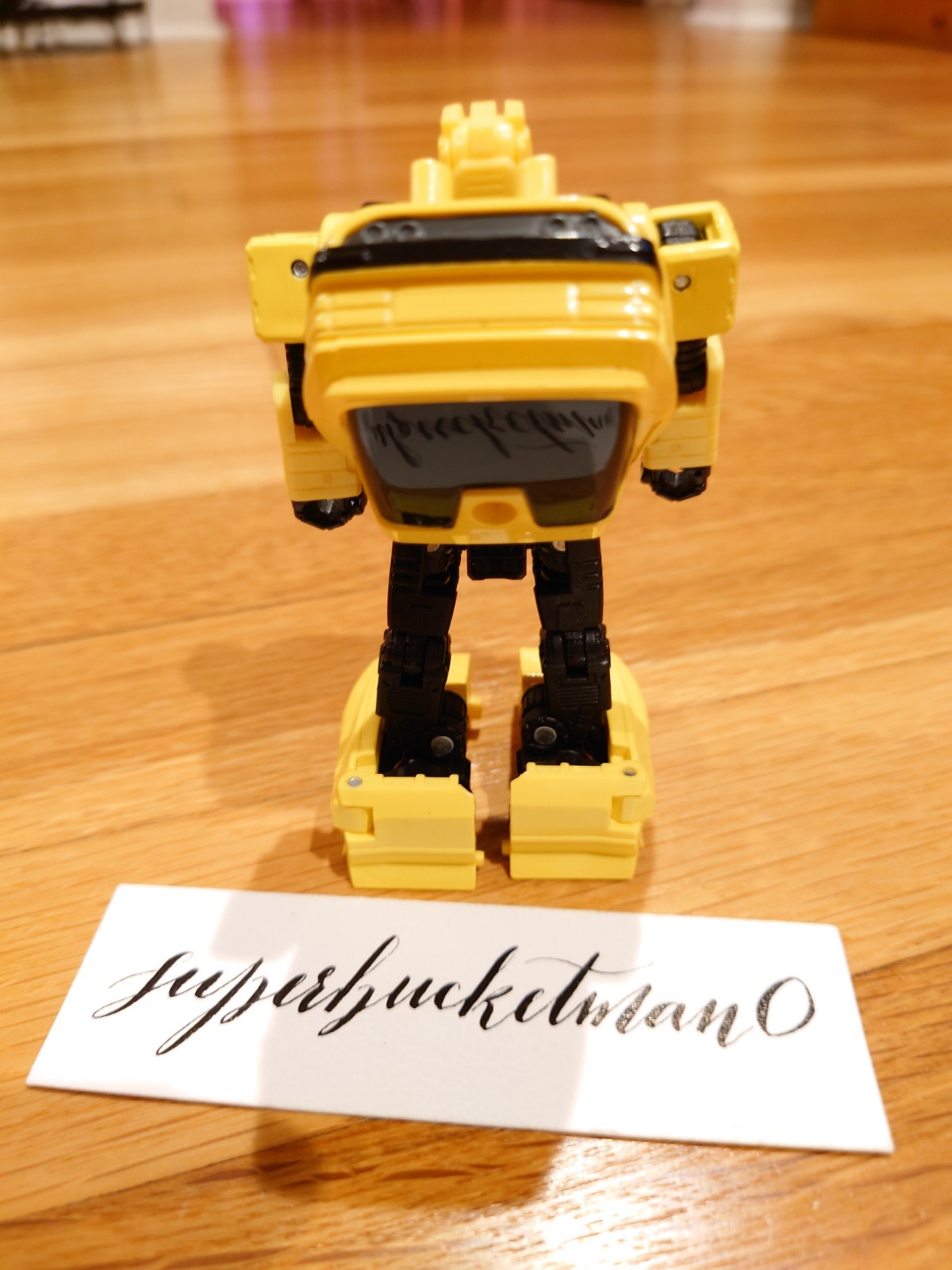 Transformers Generation Selects Hubcap WFC Deluxe War For Cybertron Trilogy