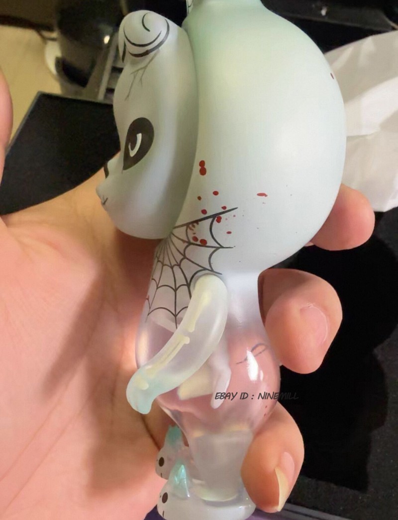 100% Genuine Sooya Studio Ghost Rabbit Ban Limited Edition Model Statue