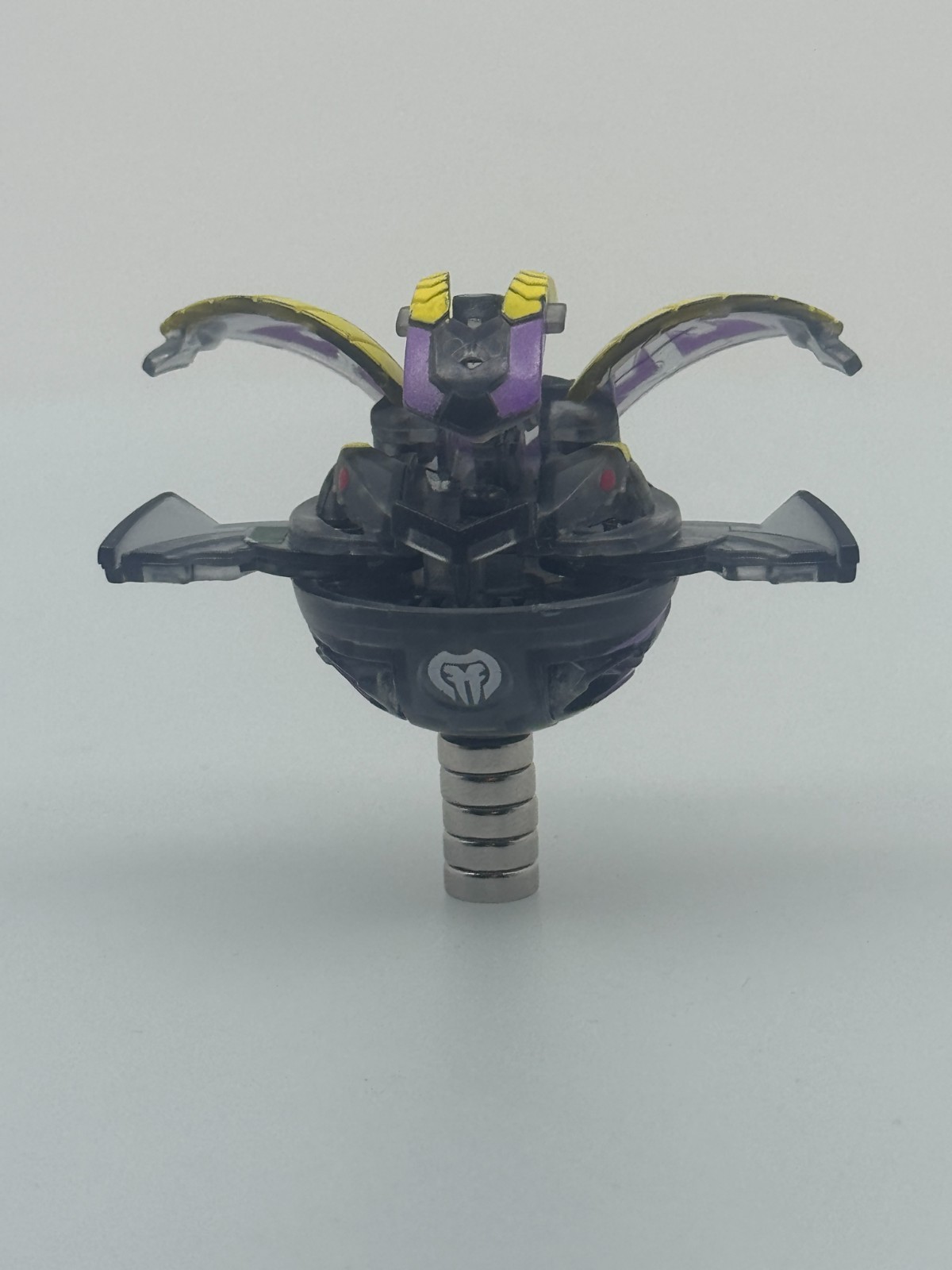 Bakugan Translucent Darkus Percival Rare Vestroia 600G Magnets Not Included