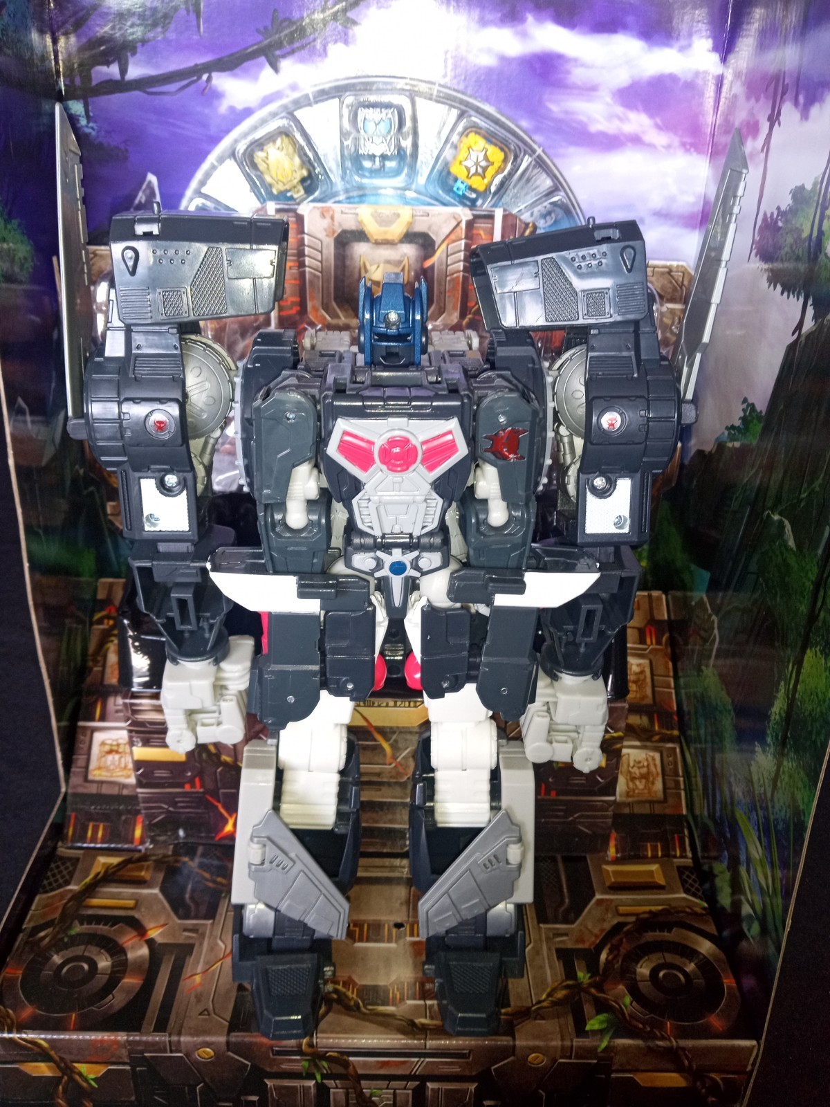 2018 Hasbro Transformers SDCC Throne Of The Primes Leader Class Optimal Optimus