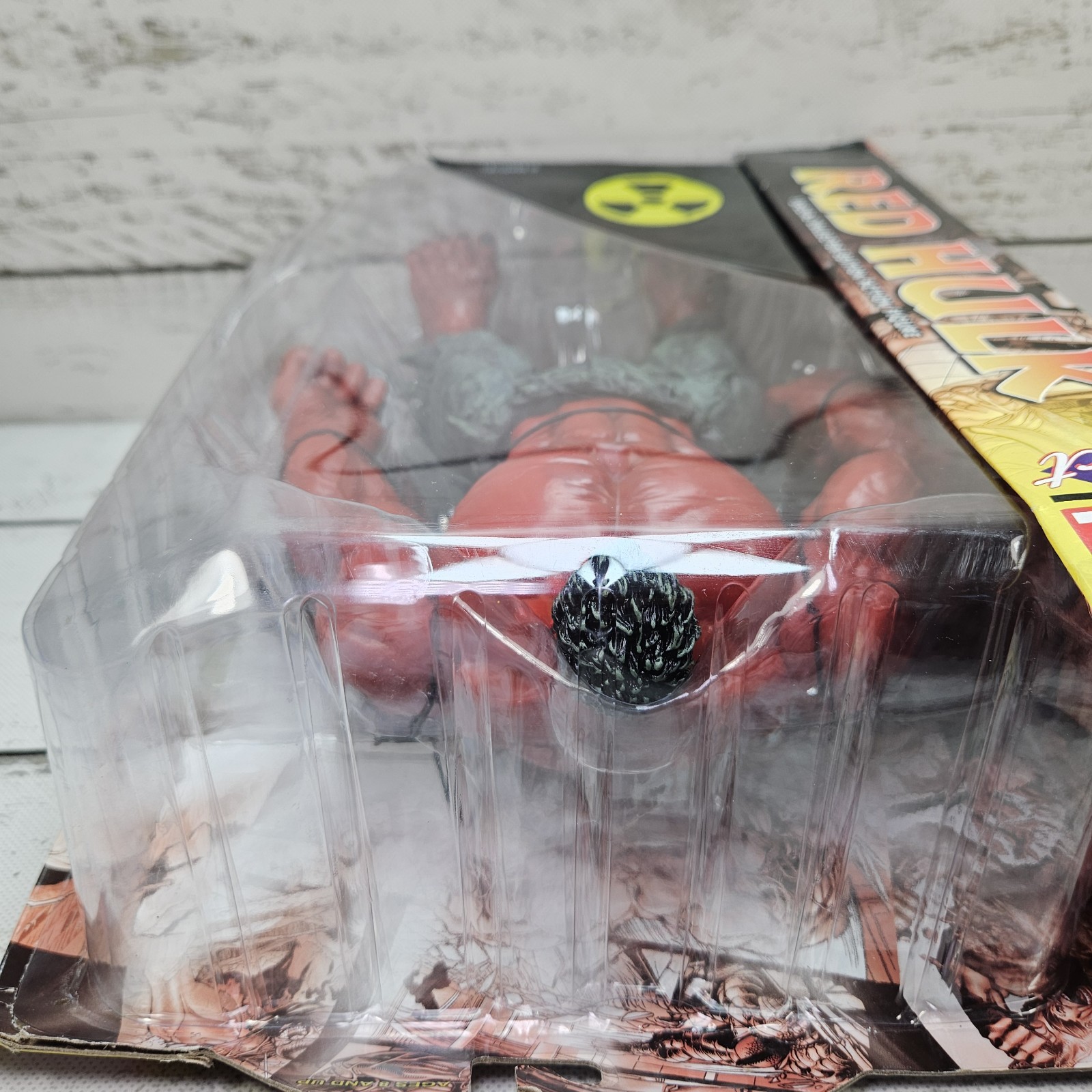 Diamond Select Marvel Select Red Hulk 2019 9&Prime; Adjustable Action Figure Read