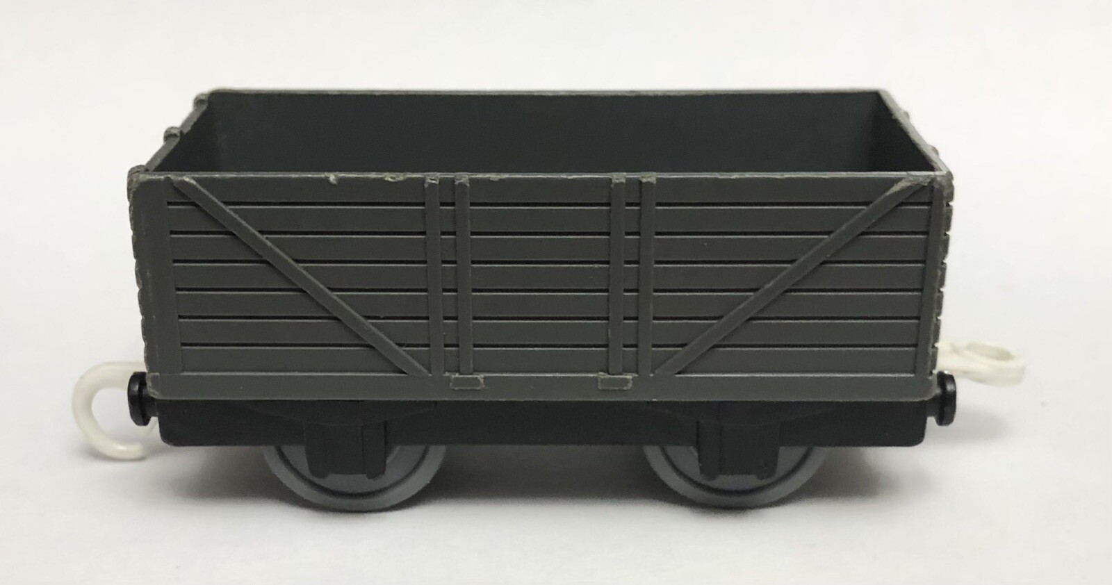 2002 Thomas Trackmaster Stressed Face Troublesome Truck Train Tender Cargo Car