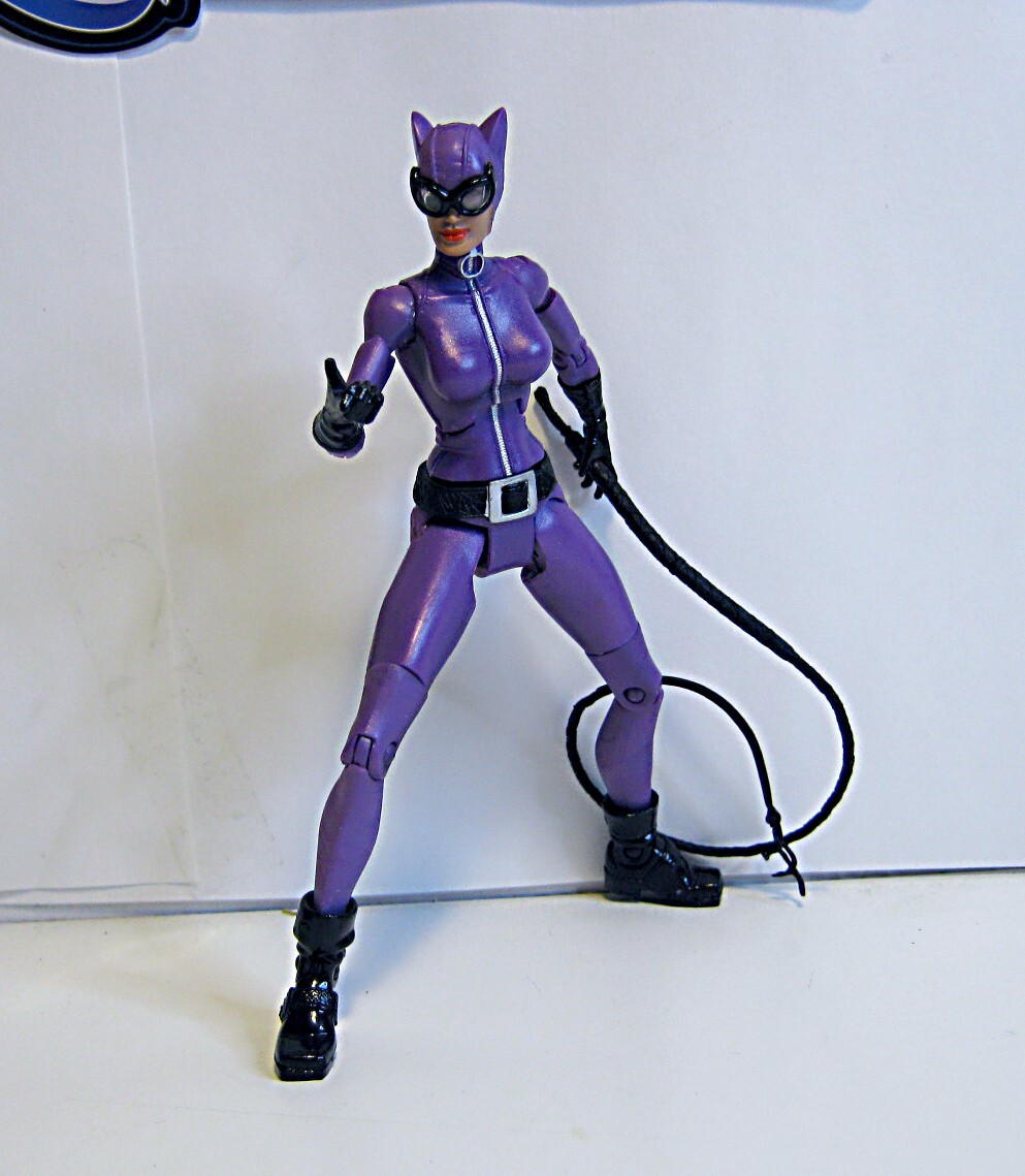 2008 DC Universe CATWOMAN Action Figure from Gotham Box Set DCU