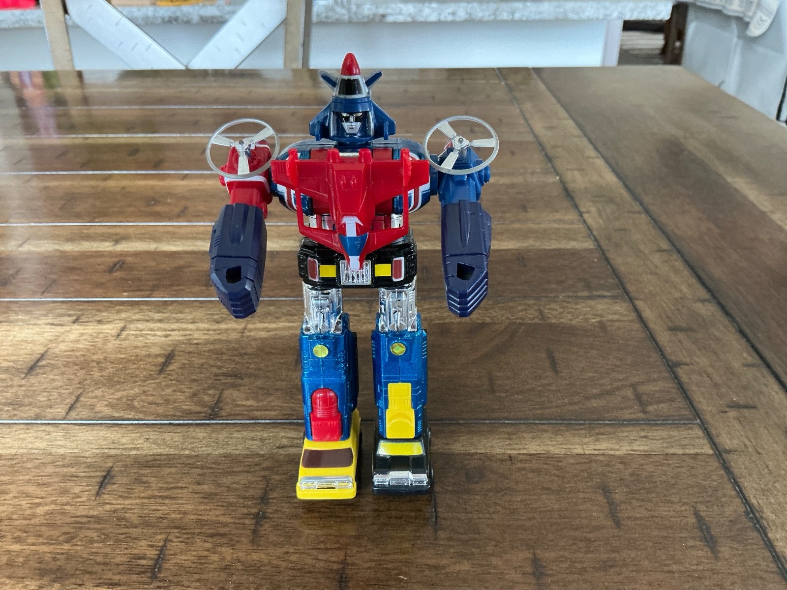Voltron Miniature Vehicle Team Matchbox Die-Cast Plastic 1985 Defender Universe