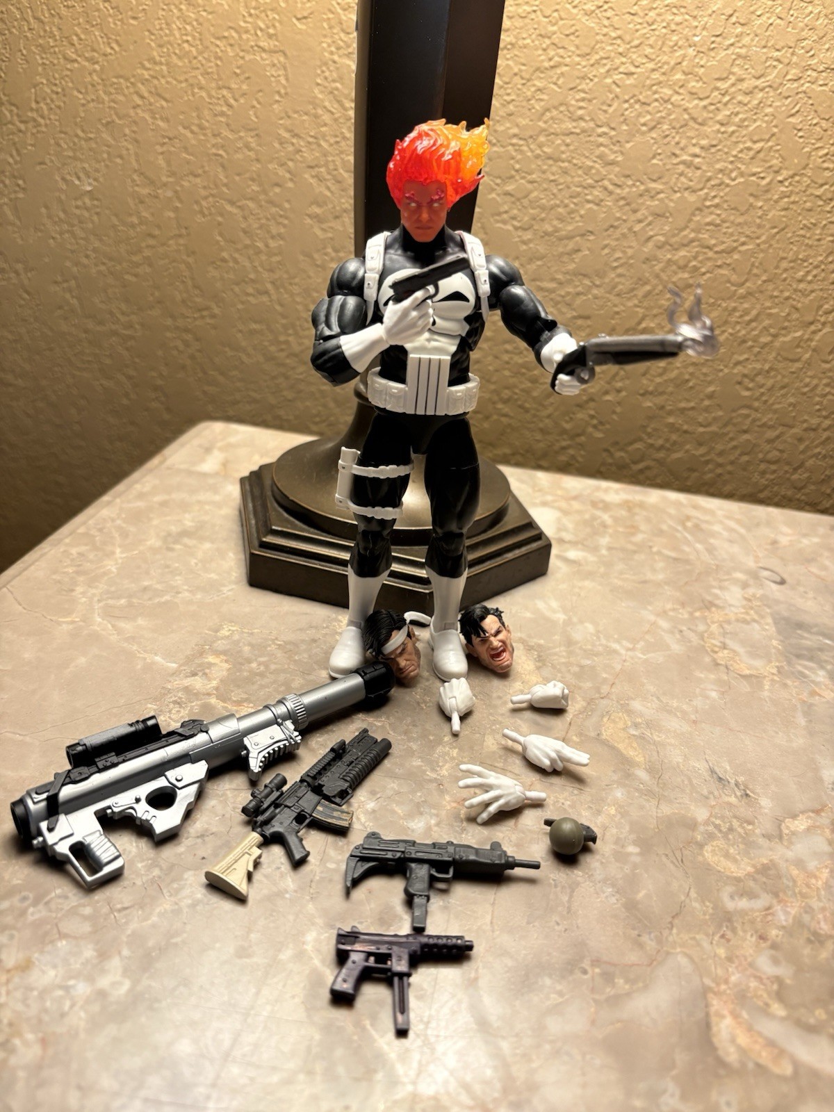 Marvel Legends Custom Punisher (War Journal / Gamerverse) Kit Swap + Extra