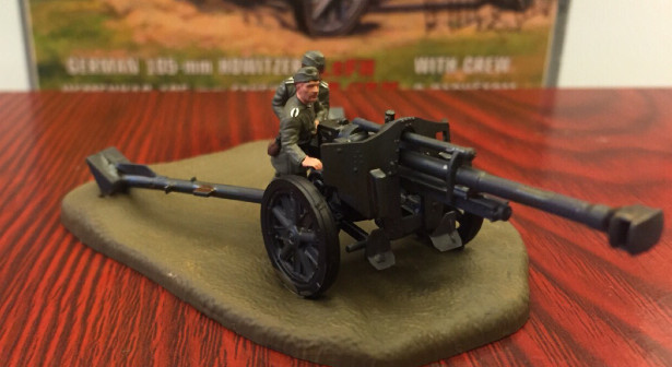 1/72 HandPainted WWII German FH18 105mm Howitzer&Crew Assembled Model##