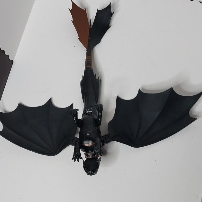 Toothless, Plasma Dragon Electronic movable action figure with LED and sound
