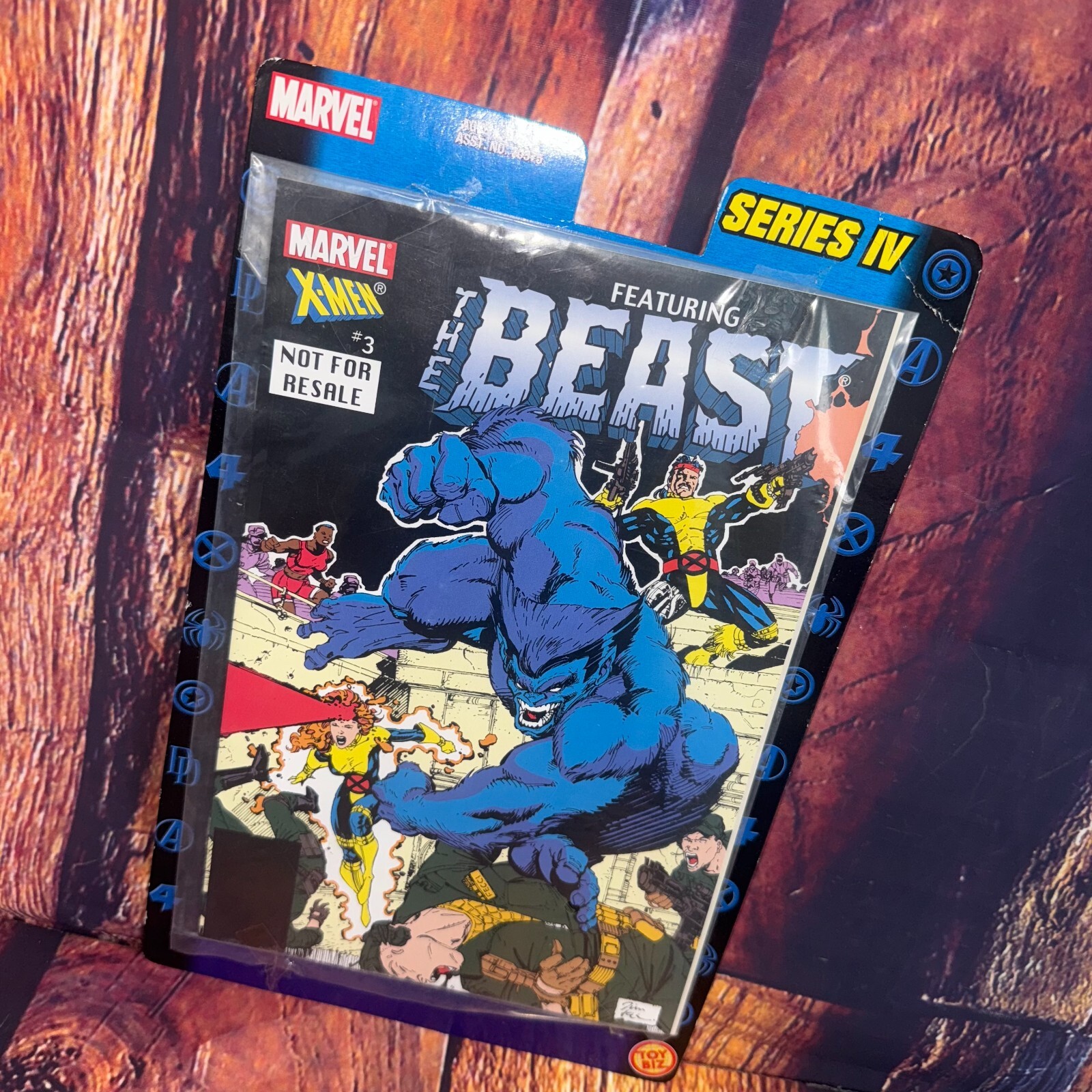 Marvel Legends Series 4 X-Men The Beast #3 Comic Book with Collector Wall