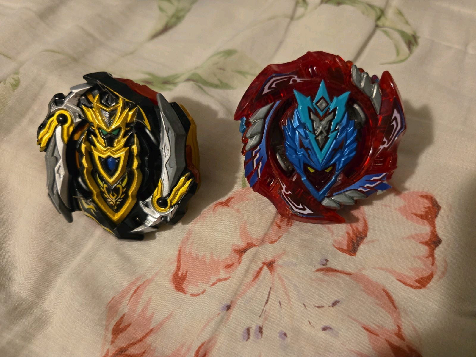 Choz Achilles and Choz Valtryek Pro Series Beyblade Burst Starter Set