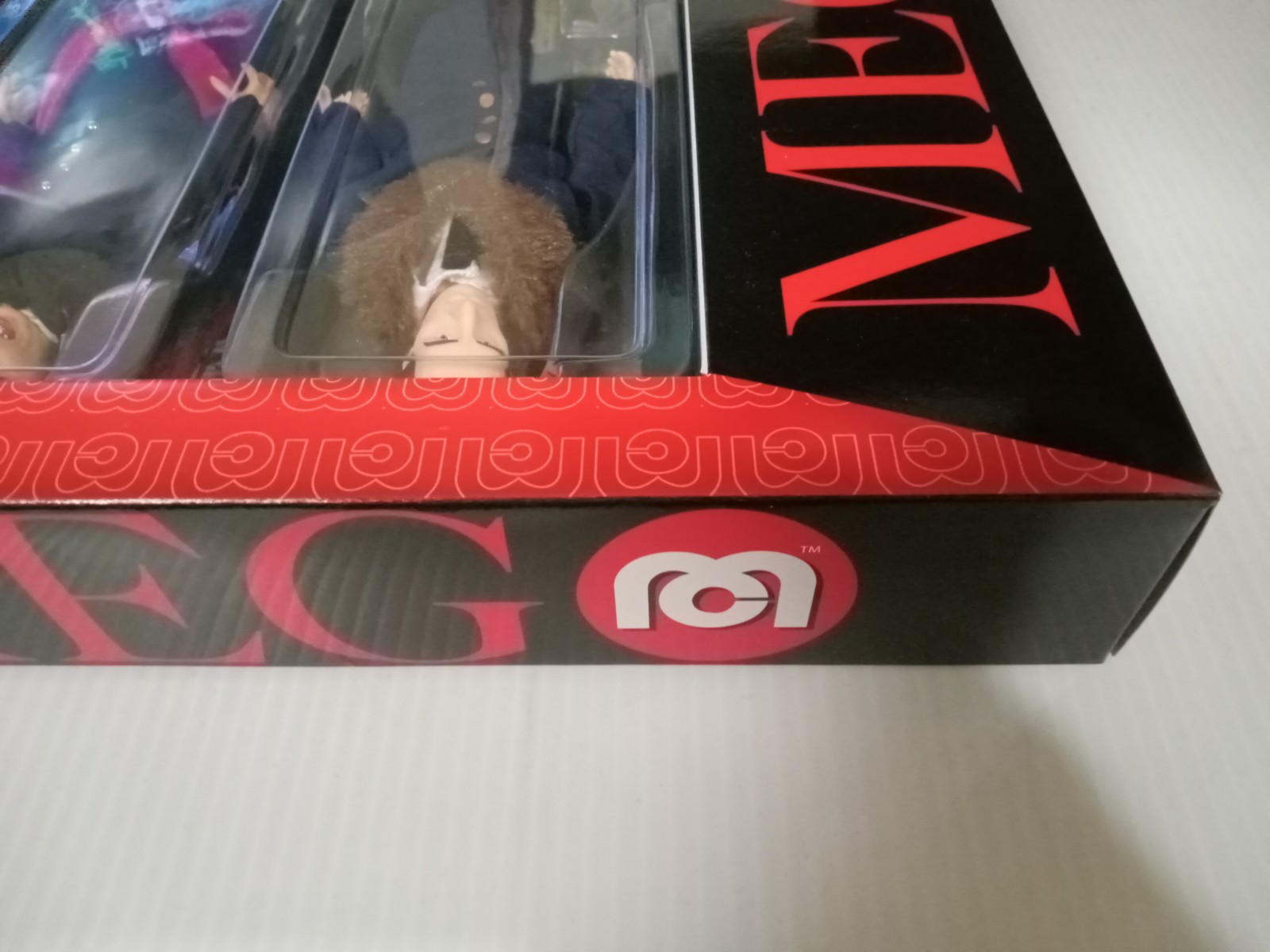Hammer Horror Van Helsing and Dracula 8-Inch Mego Action Figures 2021 (New)