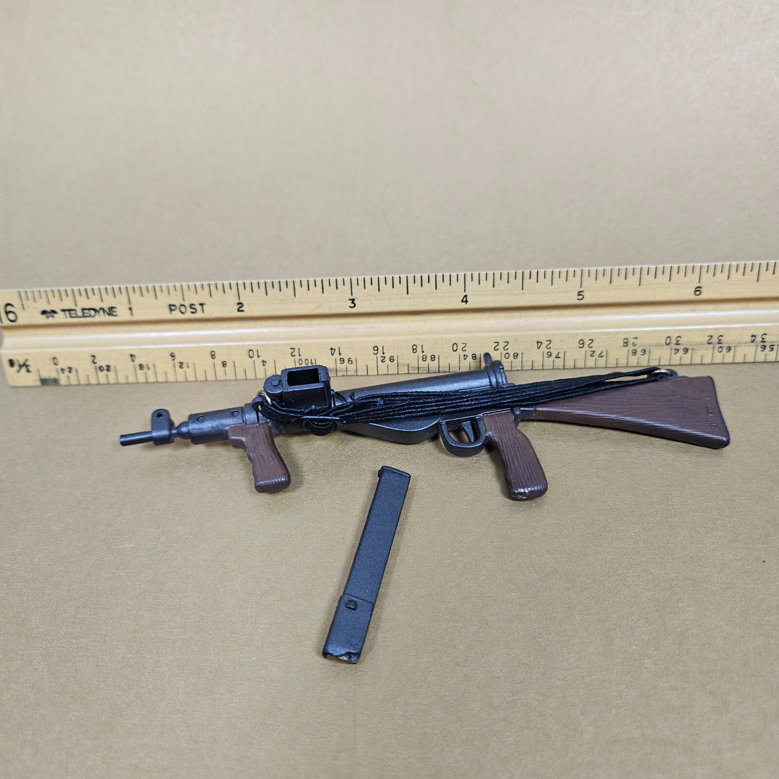 Gi joe Thompson Sten Grease machine guns For 12&Prime; Figure lot of 5 1:6 Plastic