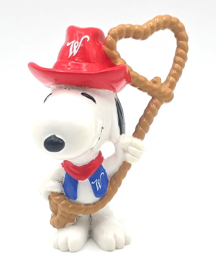 Whitman&rsquo;s PEANUTS Valentine&rsquo;s Day Cowboy Snoopy PVC Figure