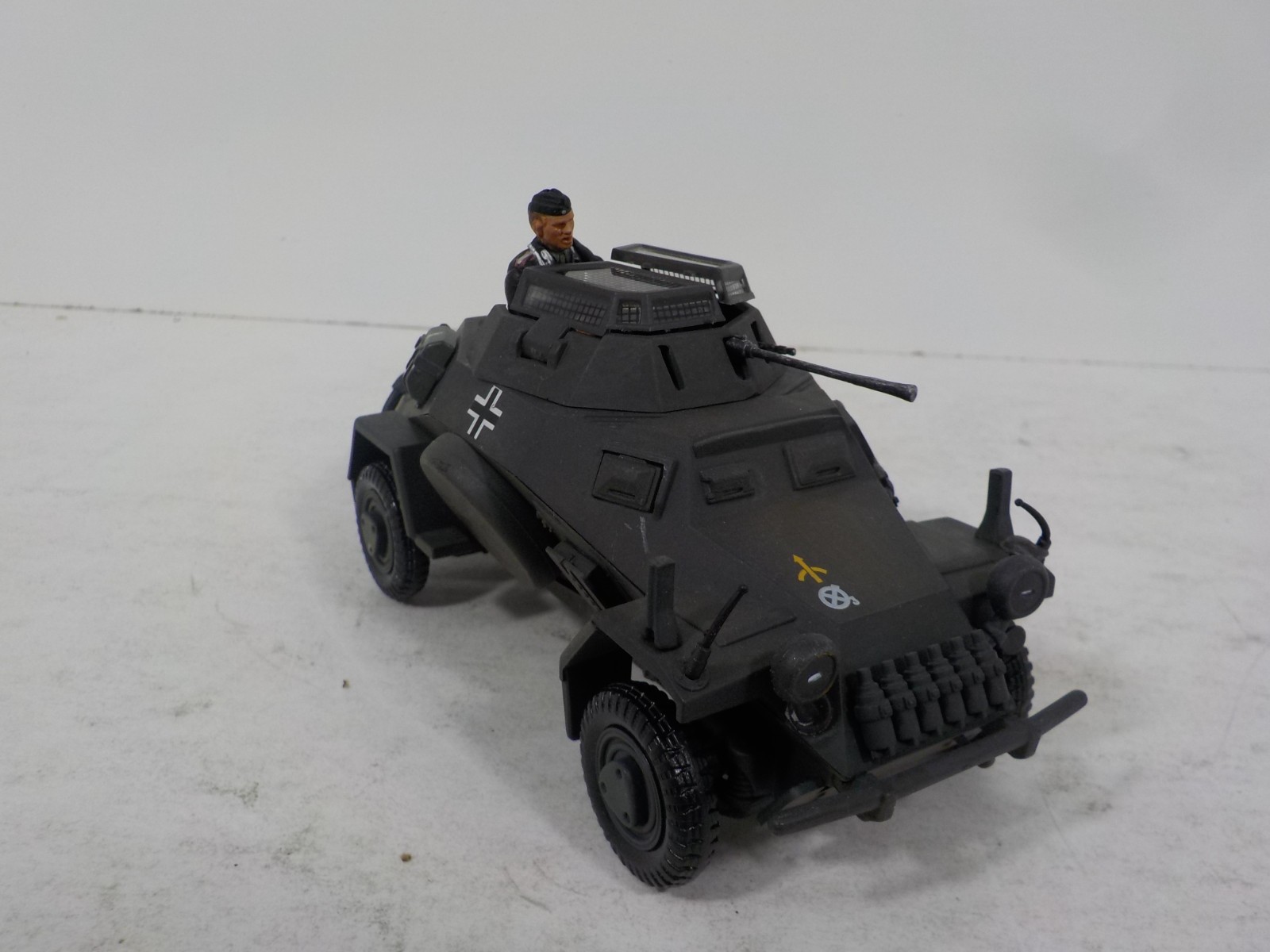 N A0129 21st Century Toys Ultimate Soldier WWII German Panzerspähwagen Vehicle