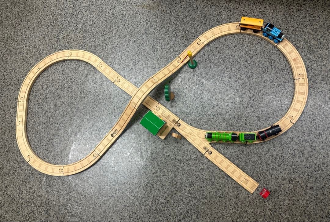 Thomas & Friends Wooden Rail Set Bridge Station Vehicles and Accessories