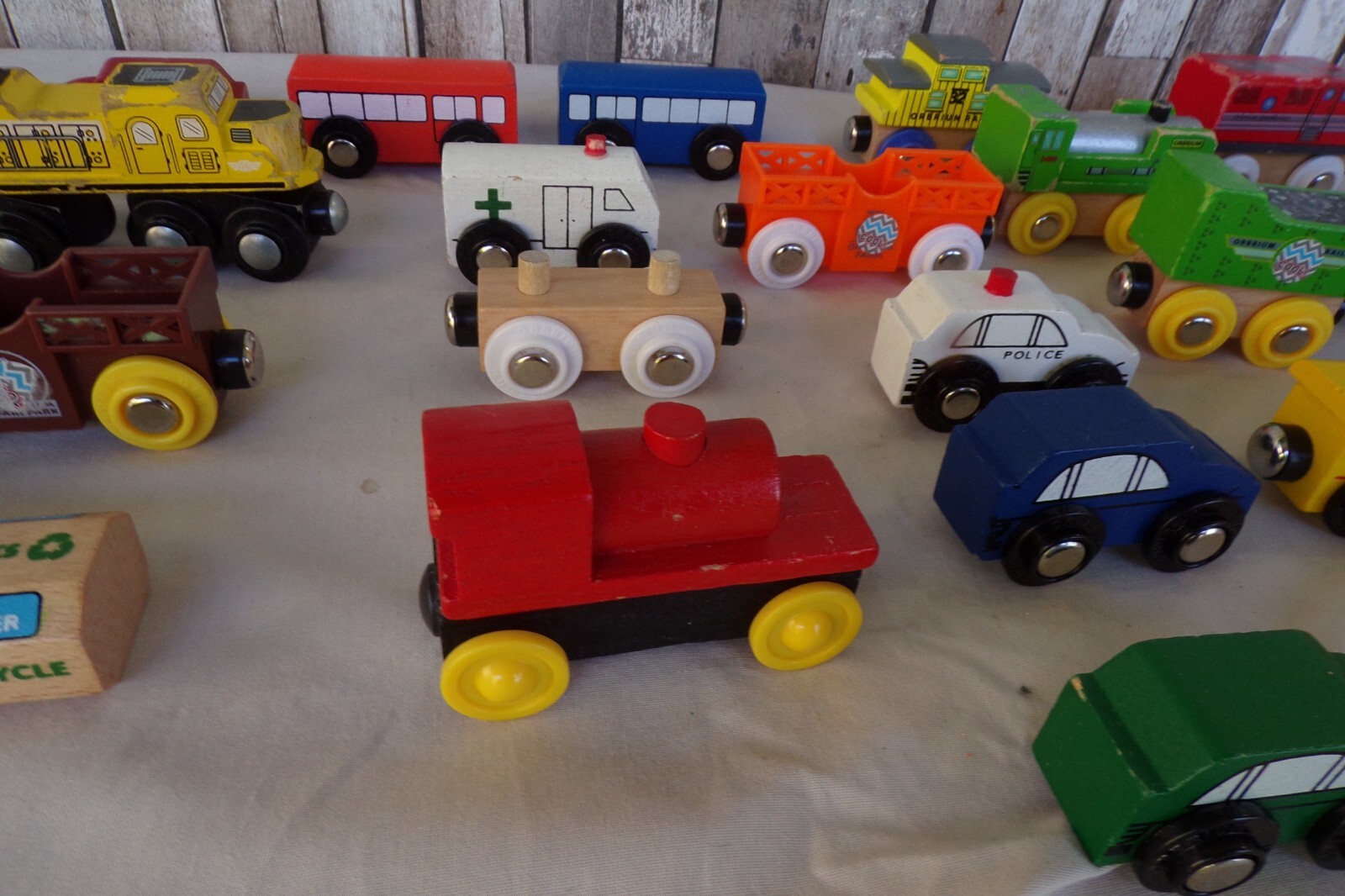 Thomas the Train wooden railway buildings Orbrium train lot