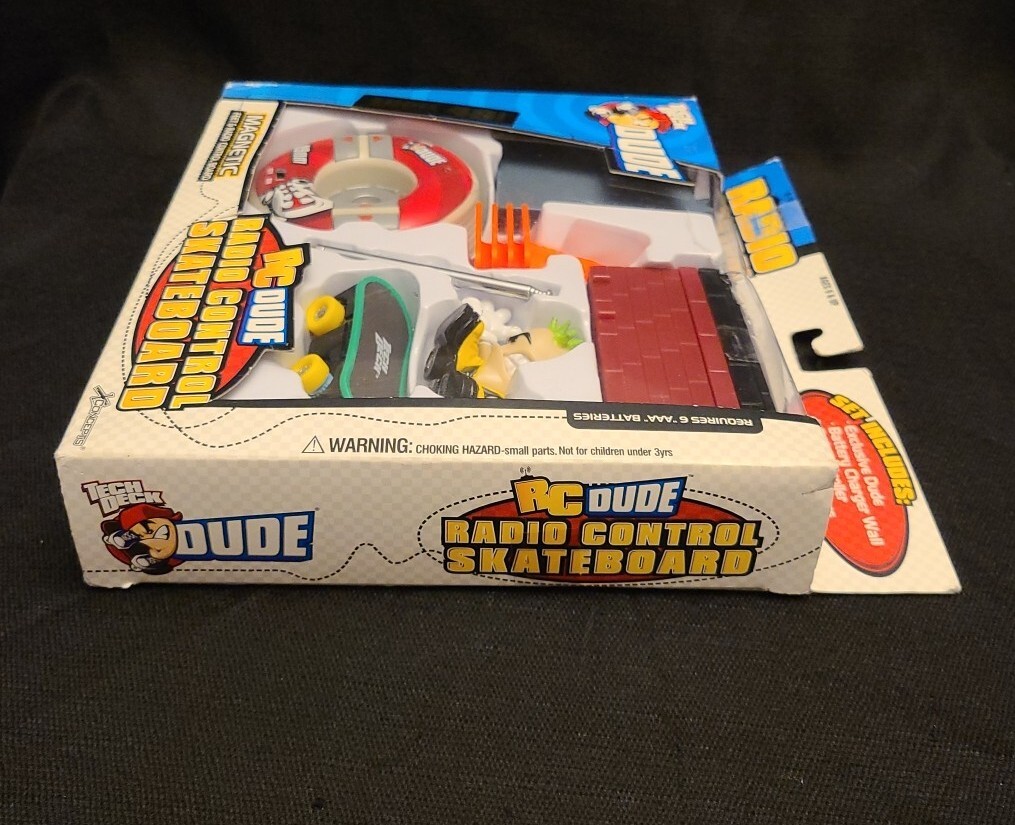 RARE Tech Deck Dude Radio Control Skateboard RC Dude Billy Sumo Eddie mhz Dudes