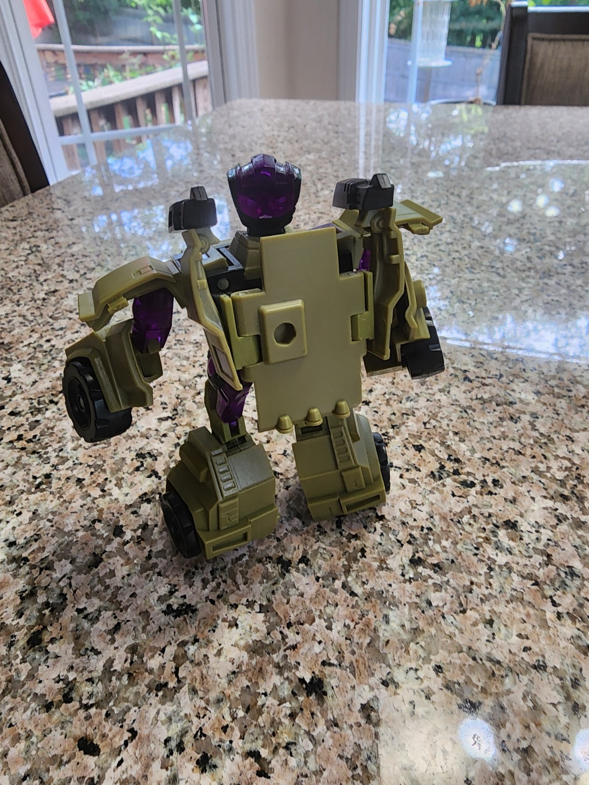 Transformers Animated Swindle Deluxe Action Figure 2008 Not Complete
