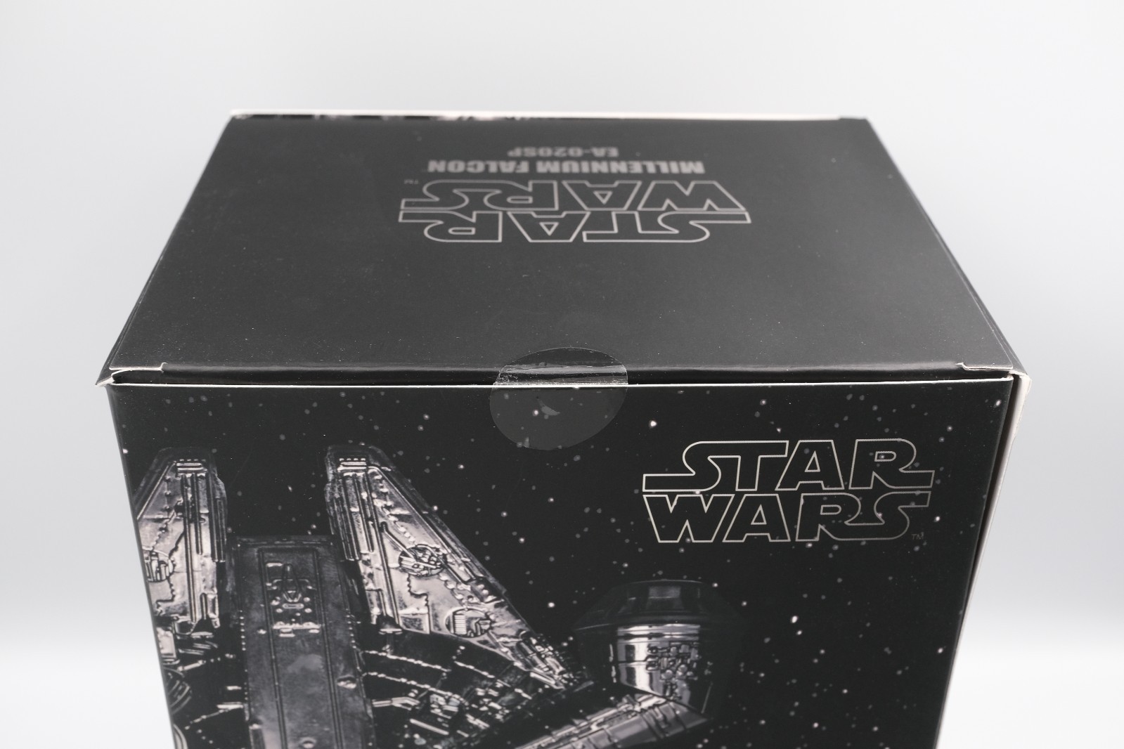 Beast Kingdom EA-020SP Star Wars Millennium Falcon Magnetic Floating Exclusive