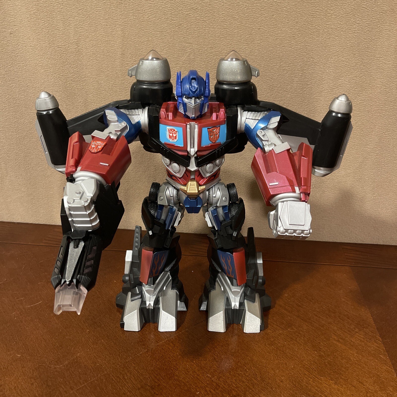 Optimus Prime 12” Transformers Mega Power Bots Talking Figure Light Up 2008