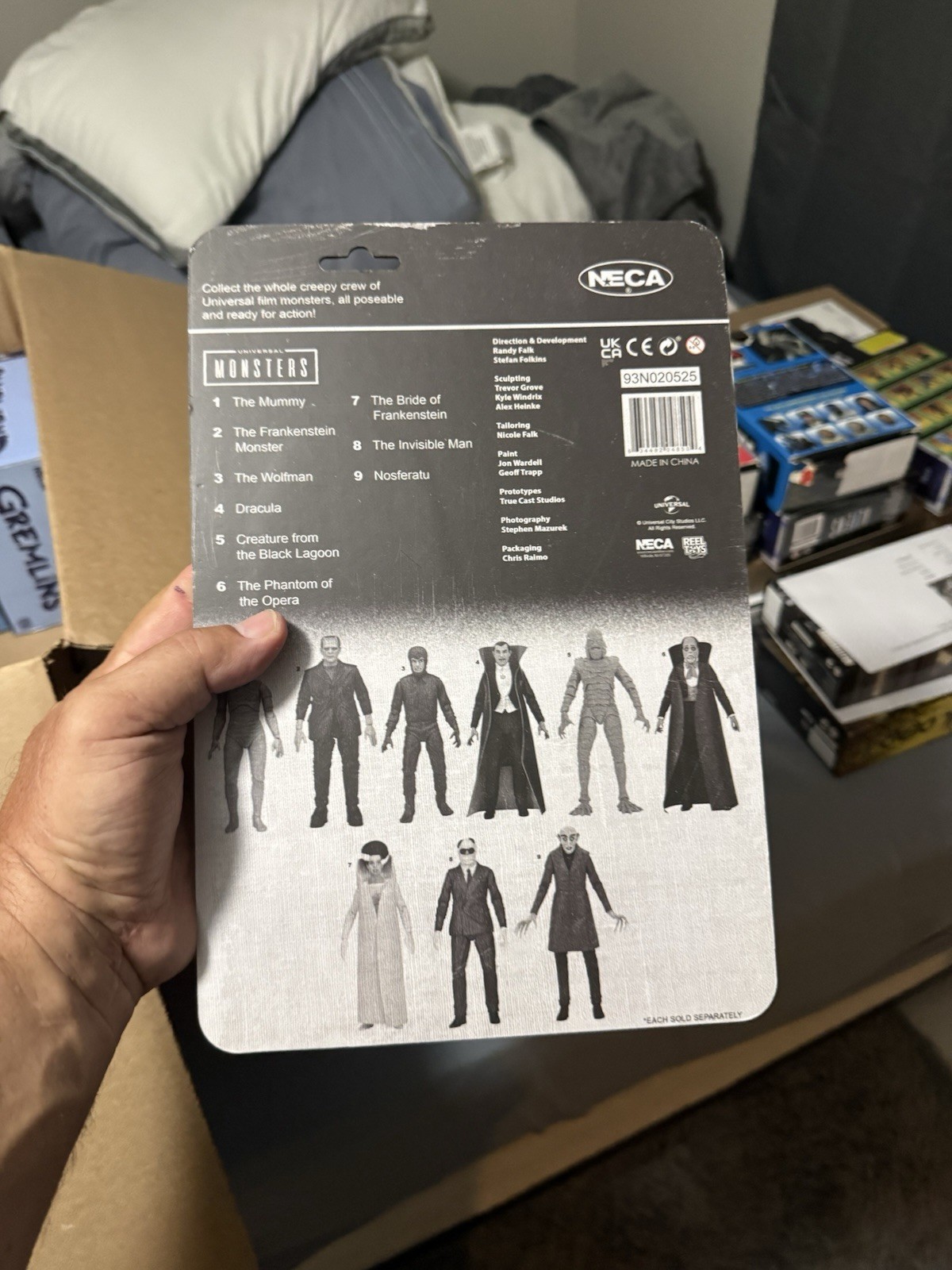 UNIVERSAL MONSTERS NECA SDCC 2025 RETRO GITD BRIDE OF FRANKENSTEIN FIGURE