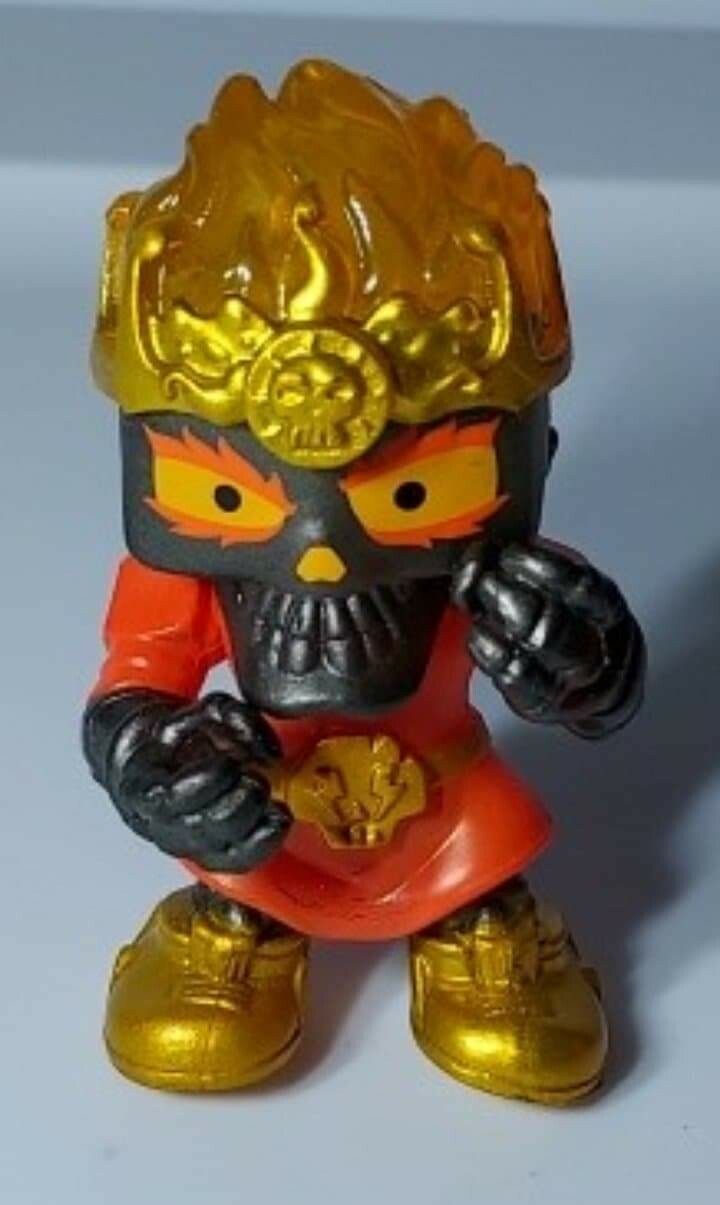 Treasure X Ninja Gold Brainburn Singe Ninja (Figure only, no accessories)