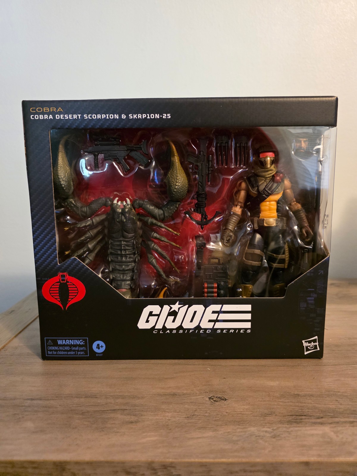 G.I. Joe Classified Series Cobra Desert Scorpion + SKRP10N-25 Figure Set #180