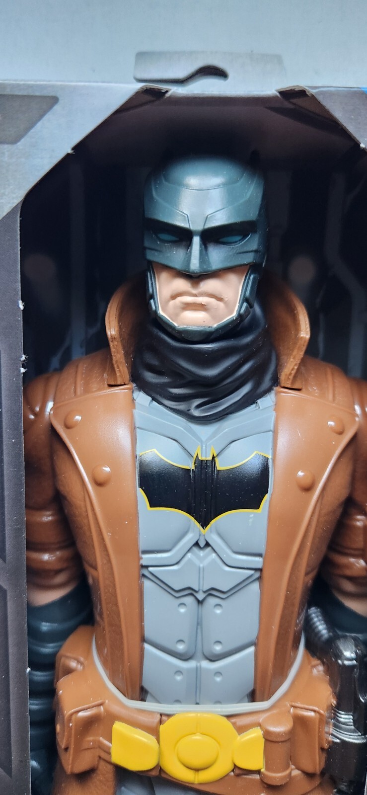 Spin Master Batman Dark Detective Brown / Gray Armor (2023) 12&Prime; Figure #20143187