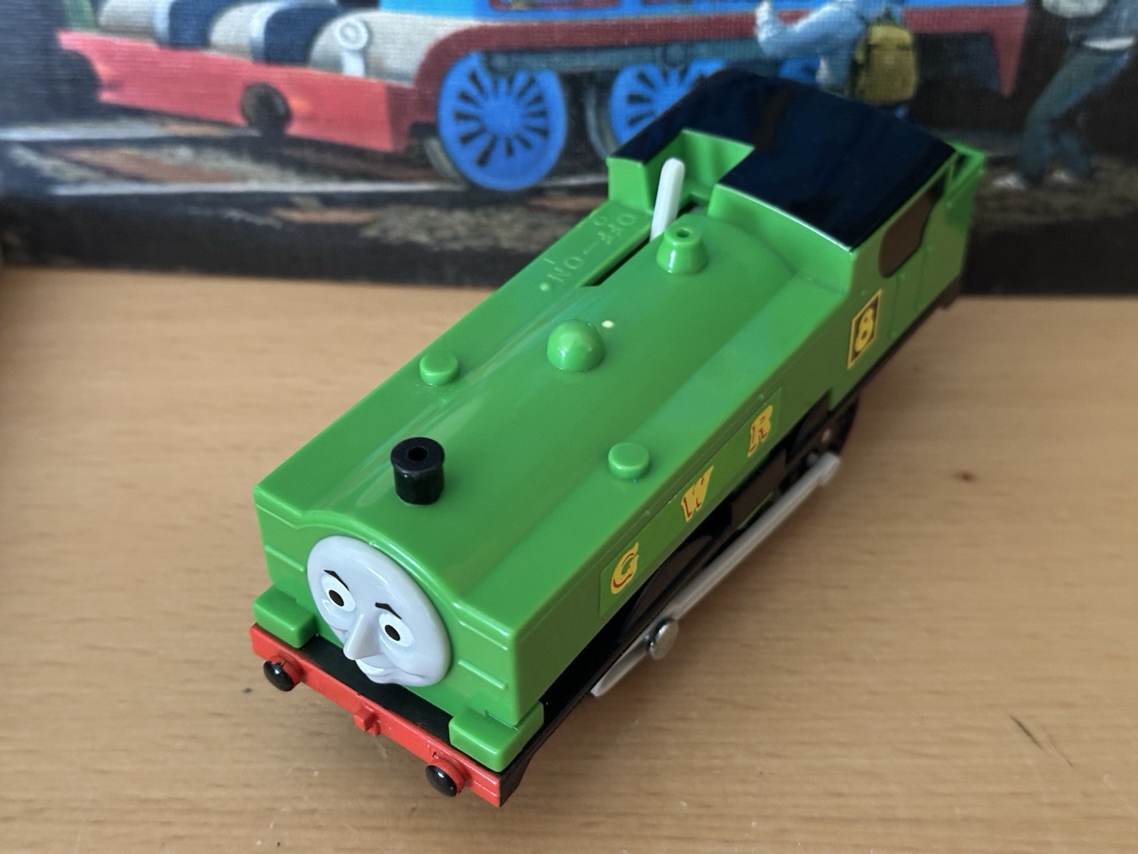 2009 Trackmaster Plastic Thomas Train Battery Operated Duck!