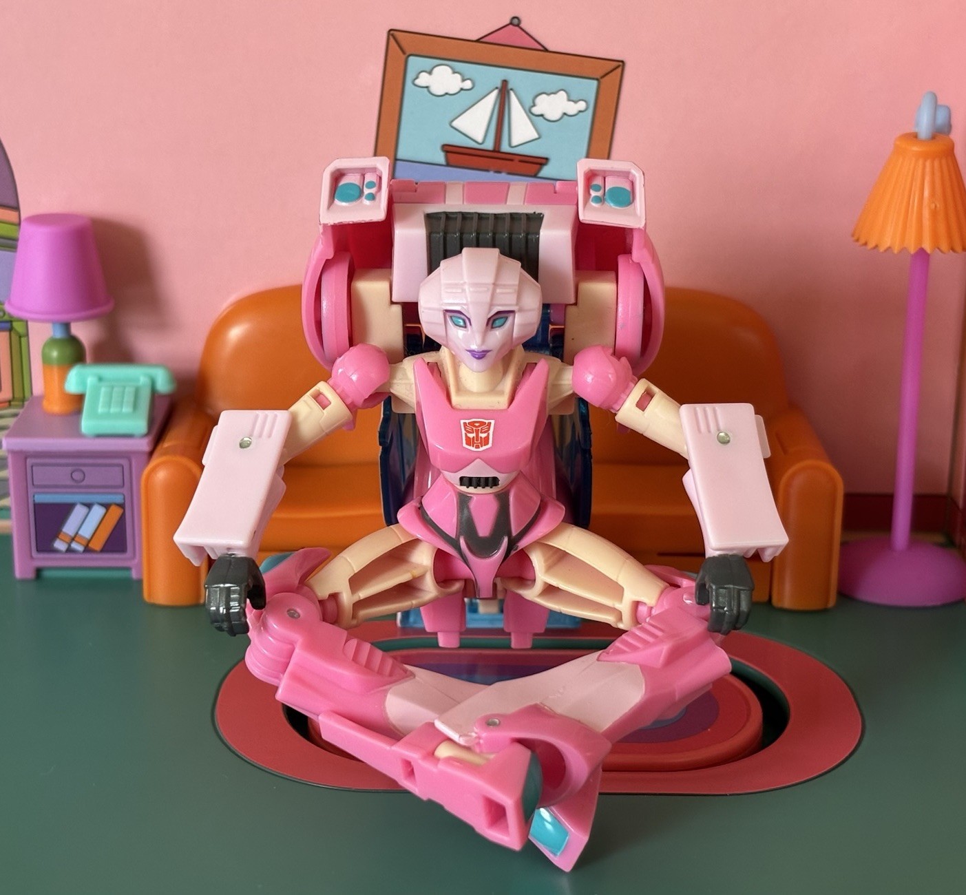 Transformers Bumblebee Cyberverse Adventures Deluxe Class Arcee (NO WEAPONS)