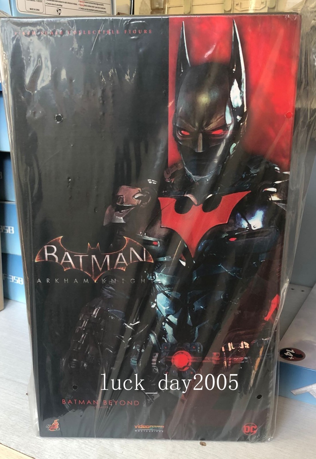 HOT TOYS VGM39 Batman: Arkham Knight DLC Batman Beyond 1/6 Action Figure