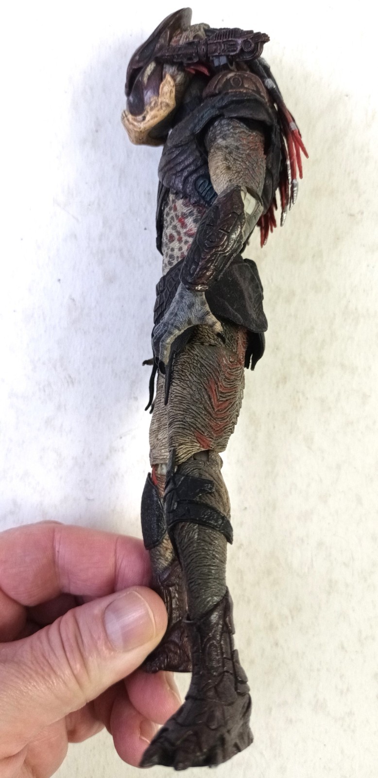 PREDATOR MASKED BERSERKER ACTION FIGURE NECA 20CM. RARE. PREDATORS 2010 GOOD