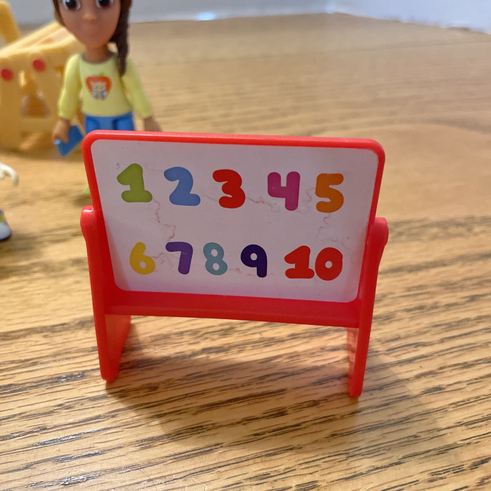 CoComelon School Time Deluxe Playtime Set