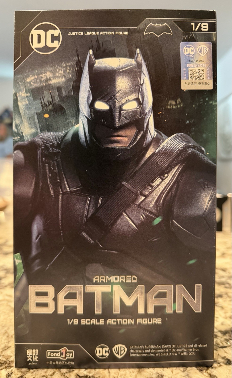 Fondjoy Batman v. Superman 1/9 Scale Armored Batman DC1013 Action Figure