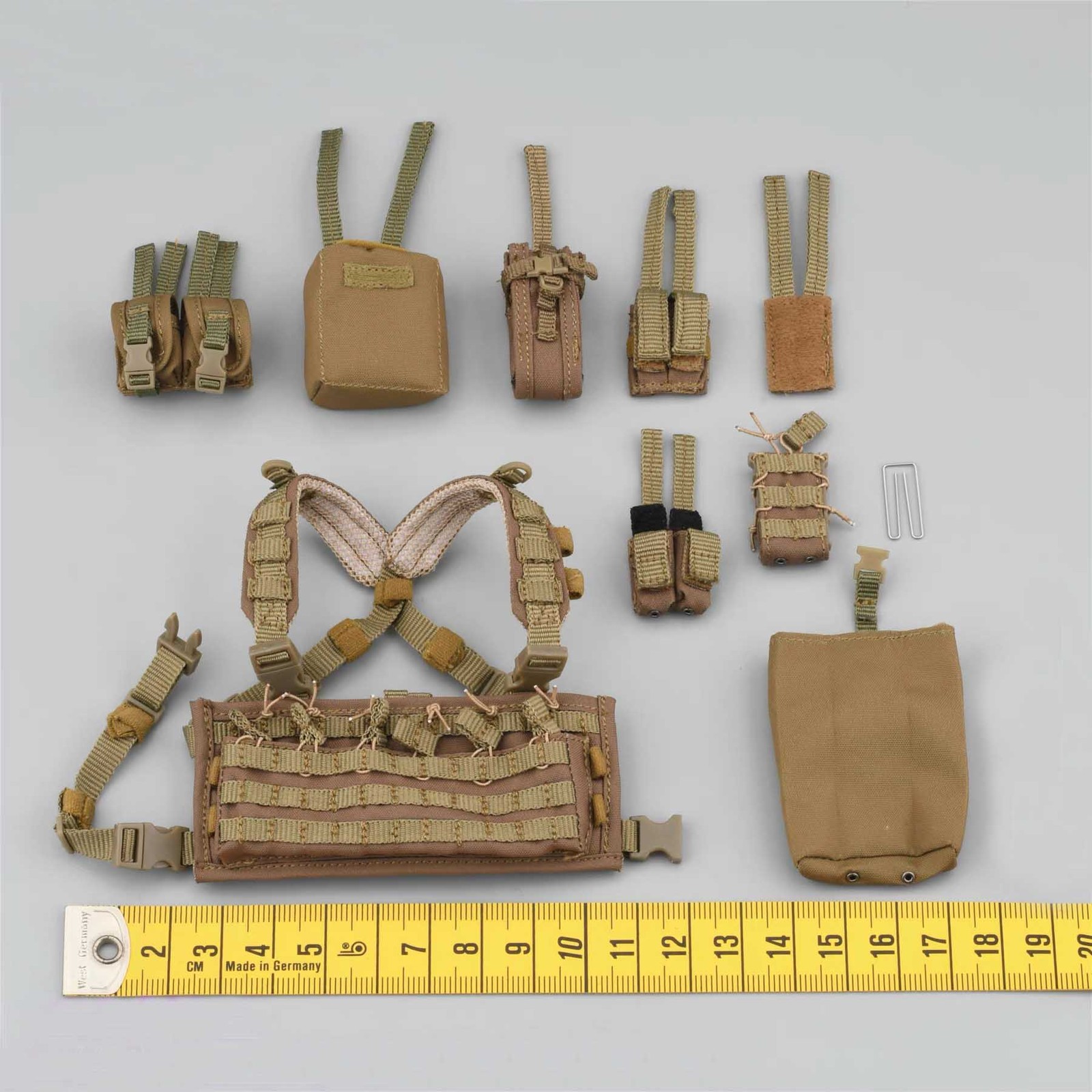1/6 Scale Soldiers General&rsquo;s Armoury Ghost Bravo 0-7 Strike Chest Vest&Bags