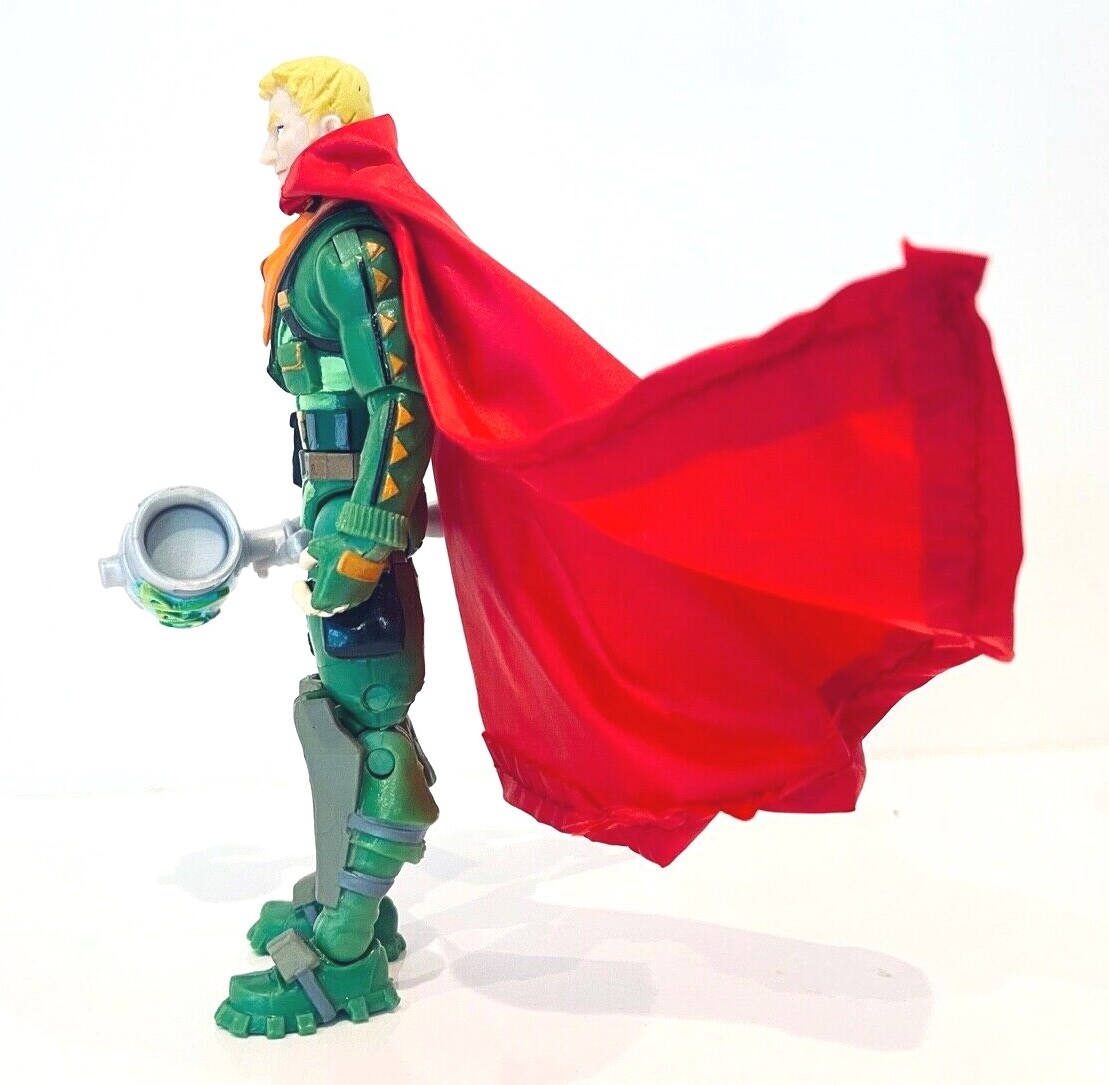 SU-375-SUP: 1/18 scale Red Wired cape for 3.75&Prime; action figures (No Figure)