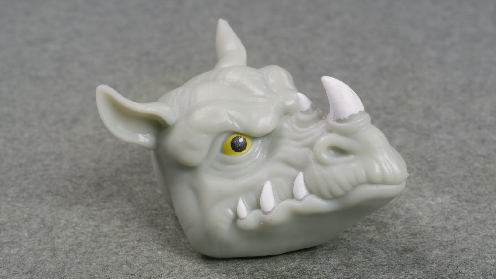 BST AXN TMNT Rocksteady Street Thug Head 5&Prime; 1:15 Scale Custom Fodder