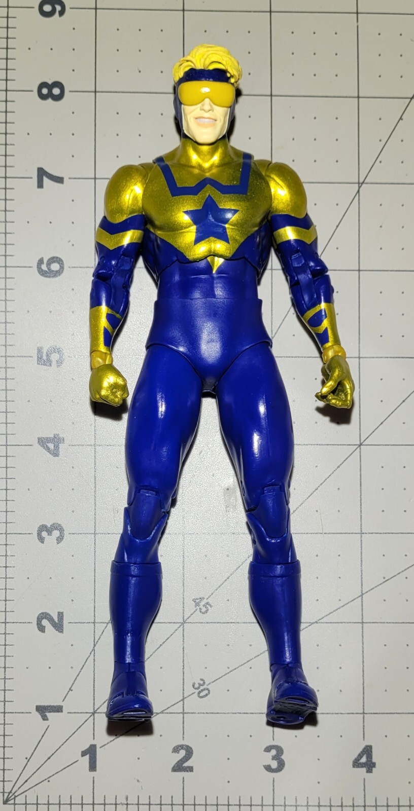 McFarlane DC Futures End Booster Gold 7&Prime; Scale Action Figure