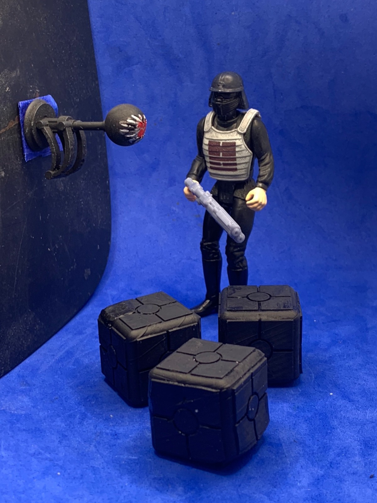 Star Wars Custom/Kit-Bashed: Black Sun Security Guard w/resin accessories