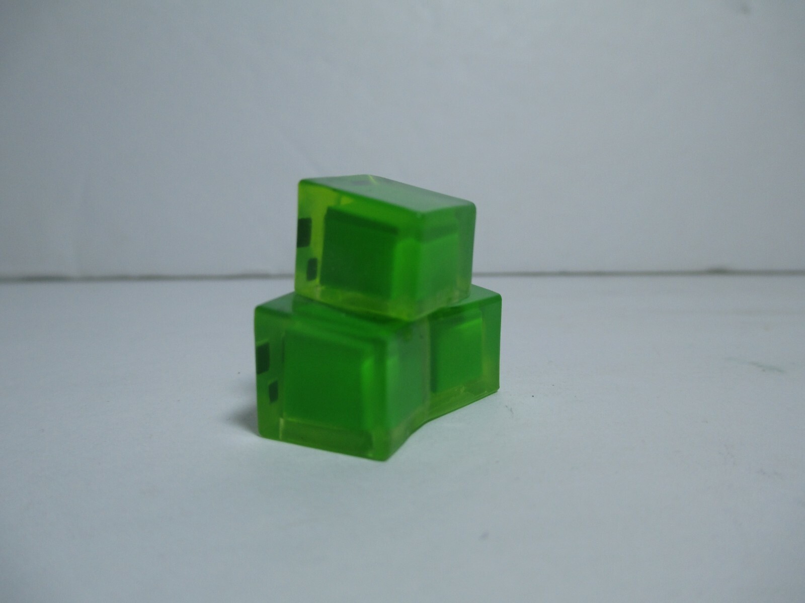 Minecraft Mini-Figures Obsidian Series 4 1&Prime; Slime Cubes Trio Figure Mojang