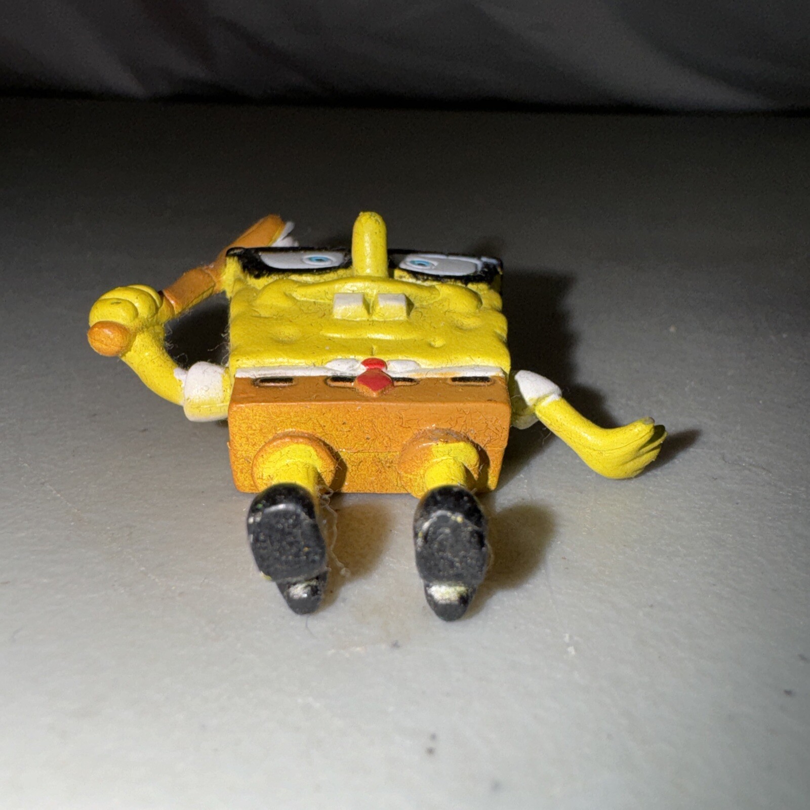 Viacom Nickelodeon 2&Prime; SpongeBob SquarePants miniature figure figurine