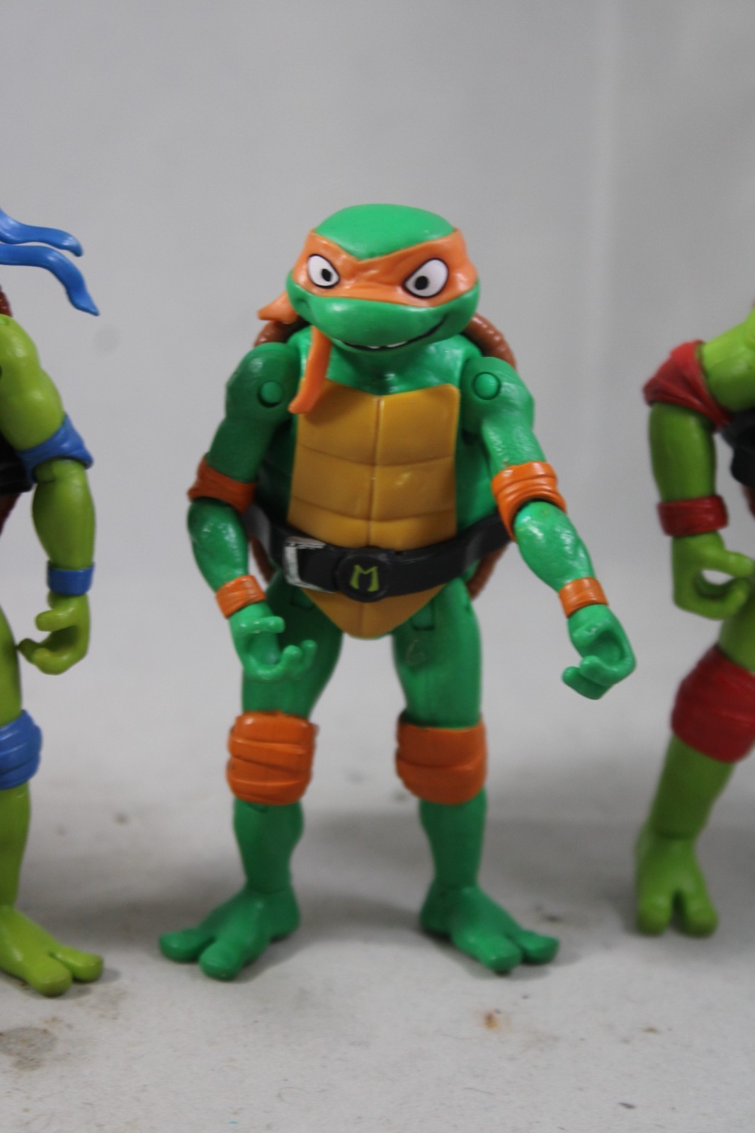 TMNT Mutant Mayhem Action Figure Set Raphael Leonardo Lot Loose Mondo Gecko