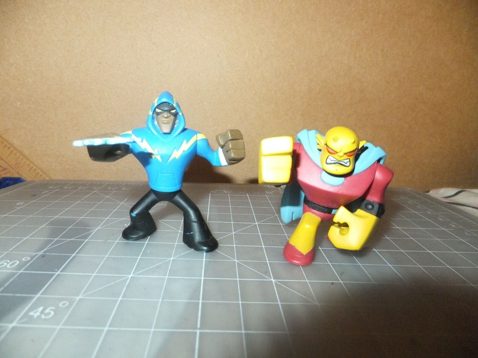 Lot of 2 DC Universe Action League Brave and Bold Black Lightning Etrigan