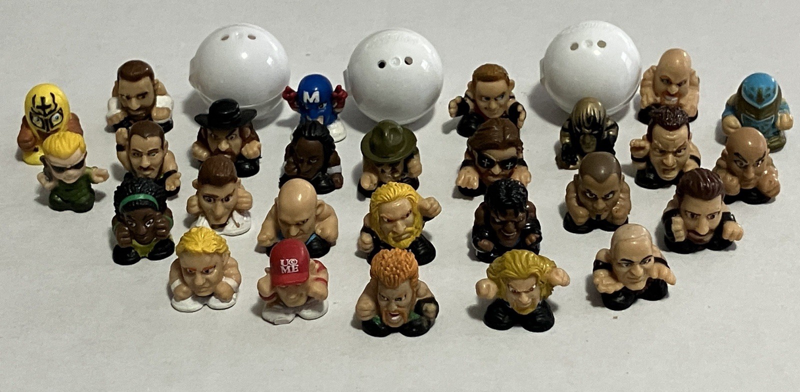 WWE Squinkies Lot of 30 Complete Series 3 Set -12 Plus 18 Extra Figures
