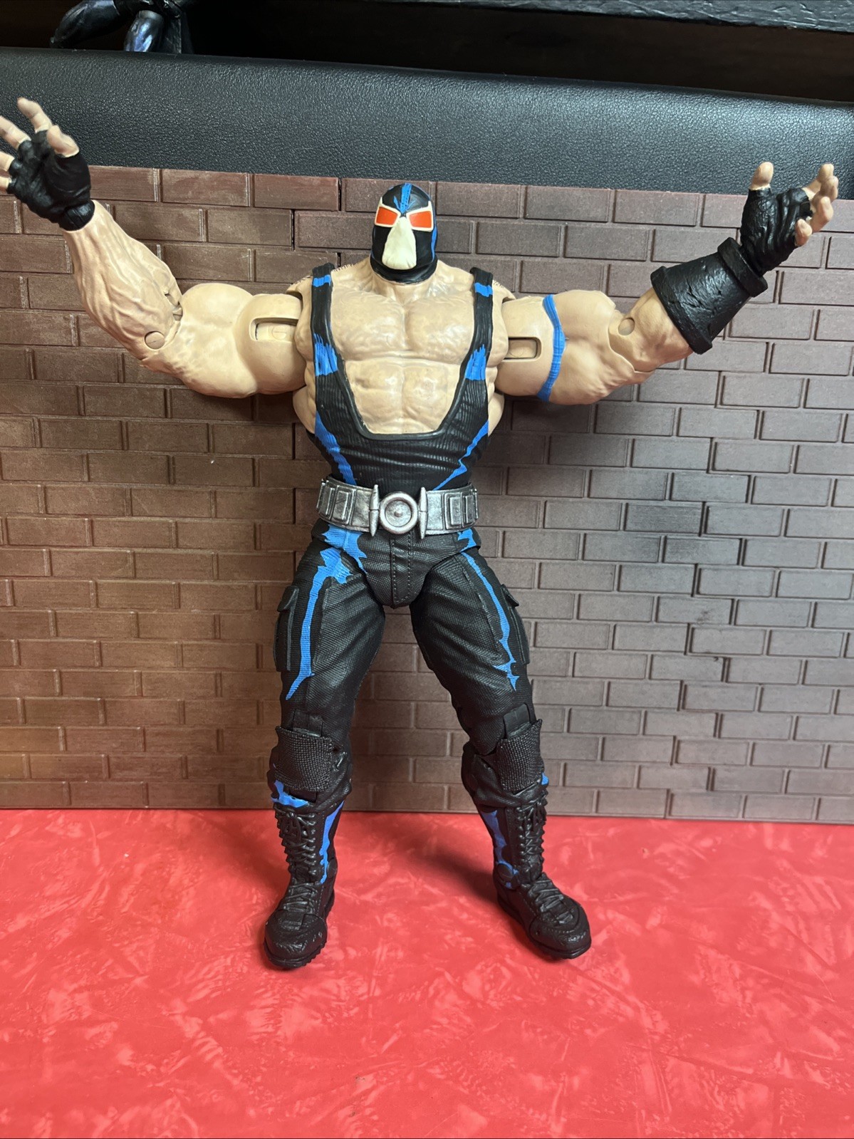 Mcfarlane DC Multiverse Series Knightfall Bane Action Figure (6)