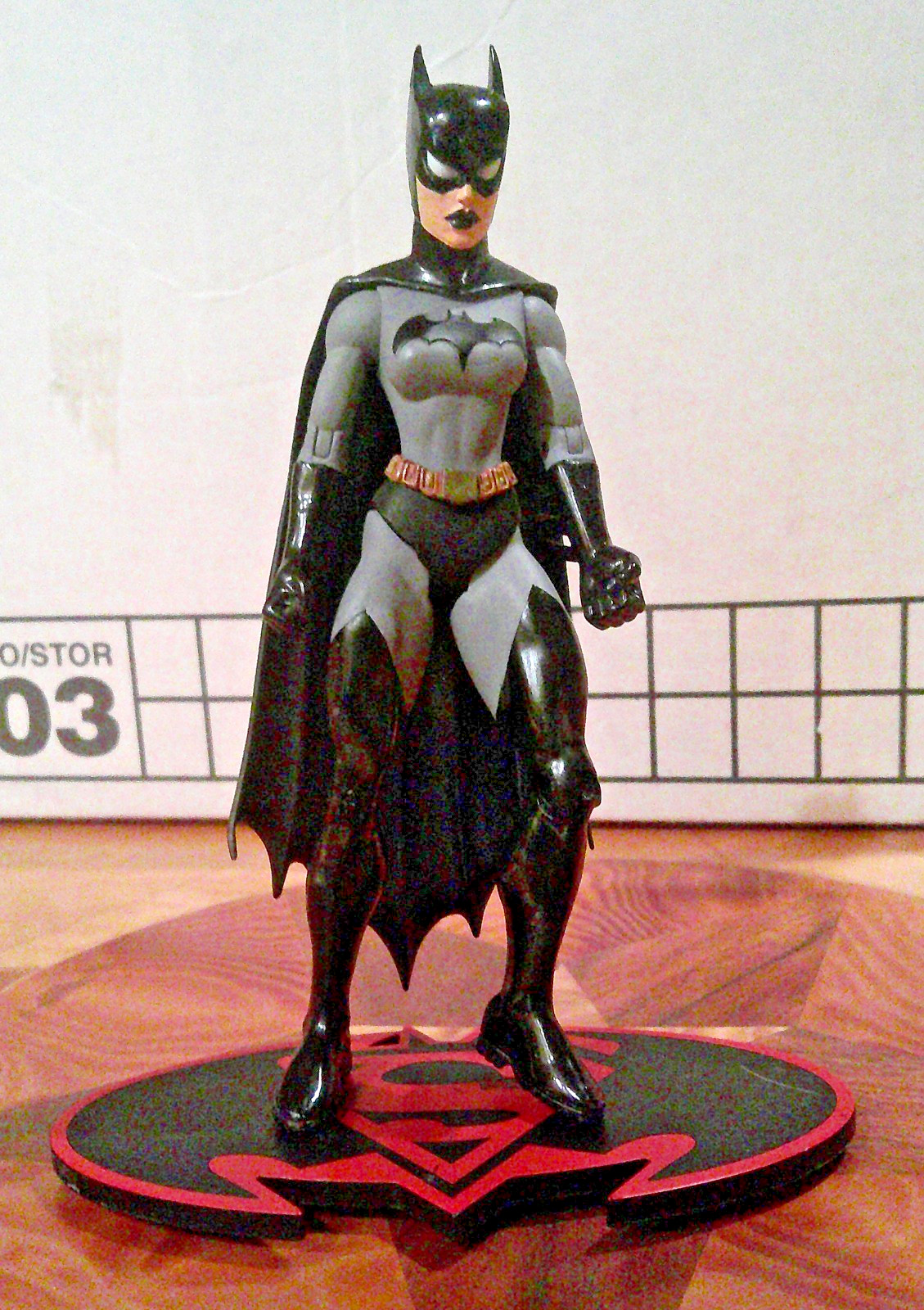 DC Direct Batwoman Vengeance Series 4 Superman/Batman – 6 1/2&Prime; Action Figure