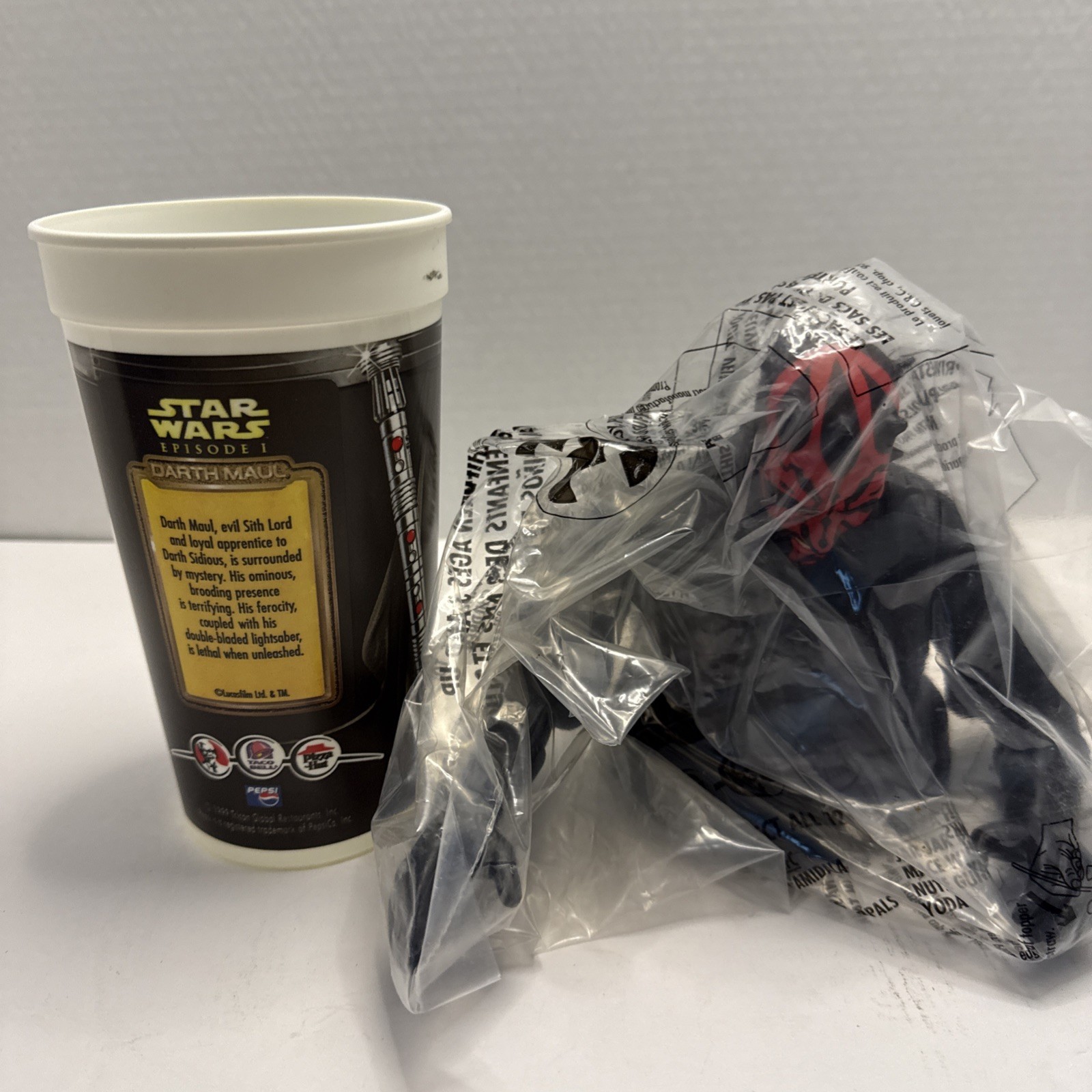1999 Star Wars Episode Taco Bell Darth Maul Character Cup Topper Sealed clean