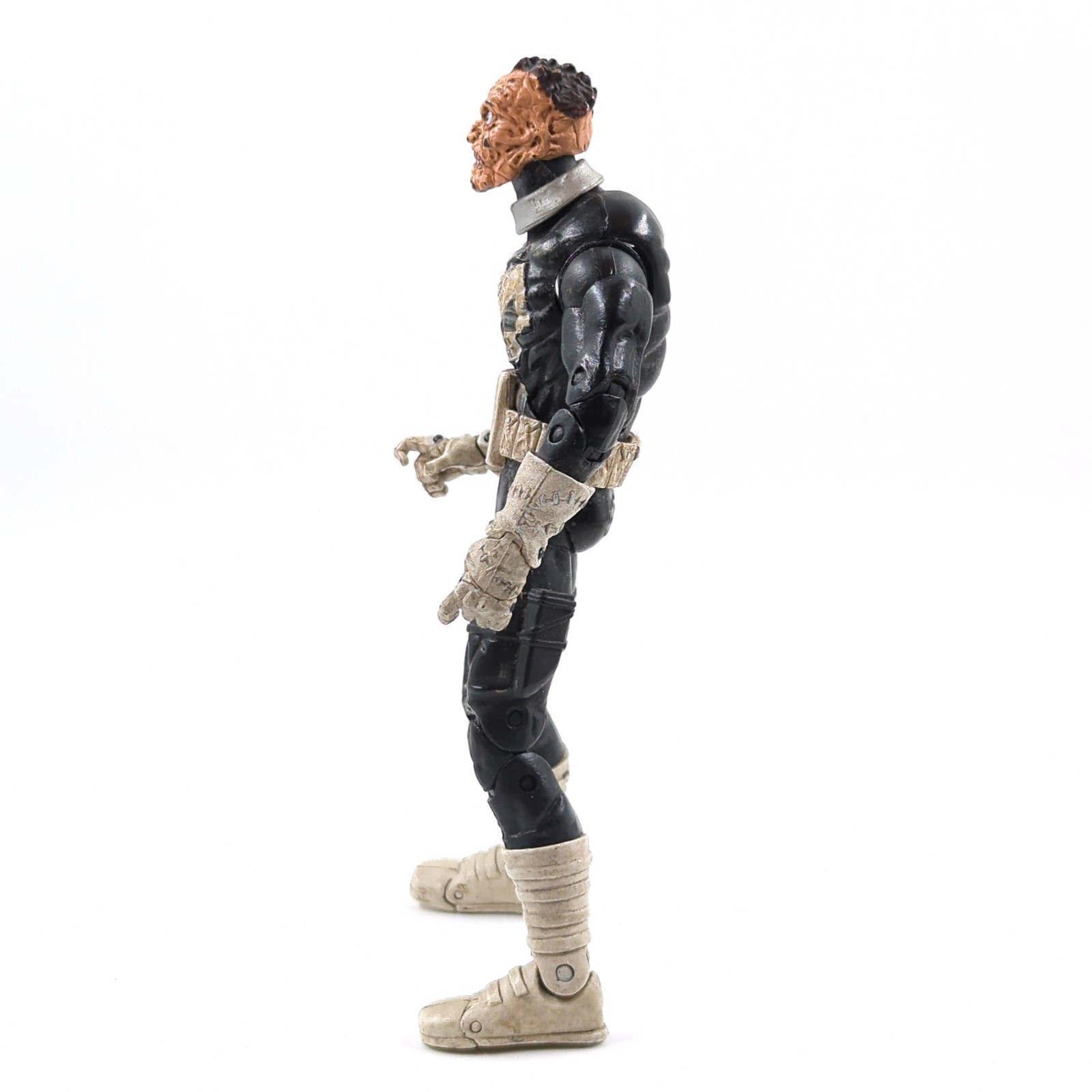 Jigsaw Marvel Legends Face Off Series Action Figure vs The Punisher Toybiz