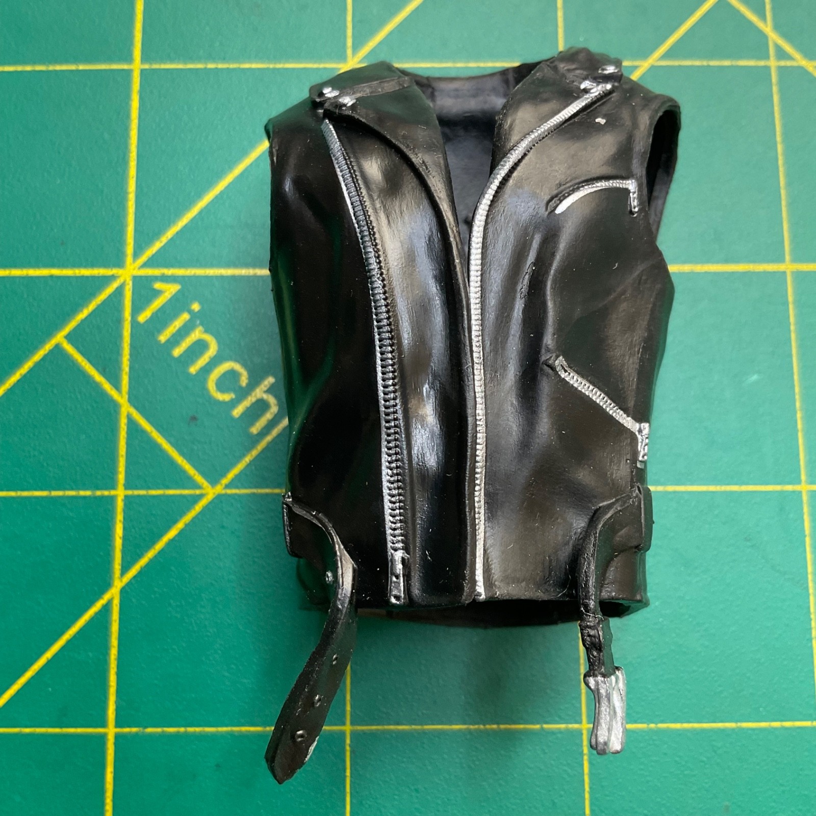 WWE Elite Black Greaser Vest Accessory Mattel Figure Clothes 1/12 Fodder Custom