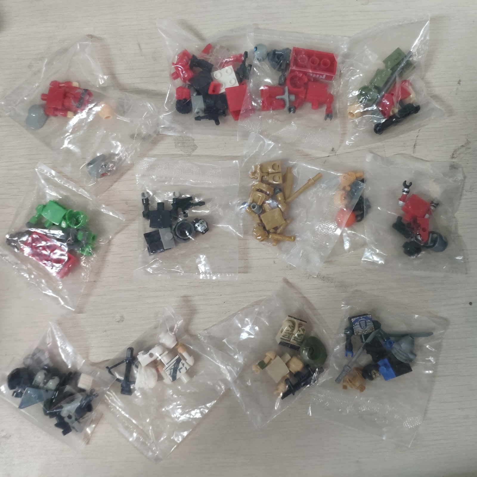 KRE-O Transformers Robot Soldier Knight GI Joe KREON Buliding Toys – Your Choice