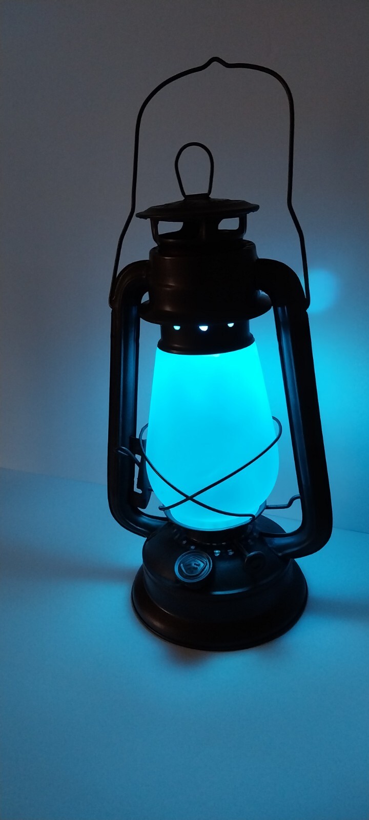 UNCLE HOWDY Wyatt SICKS WORKING Lantern Full Sized Replica NYC Artist GHOST WWE